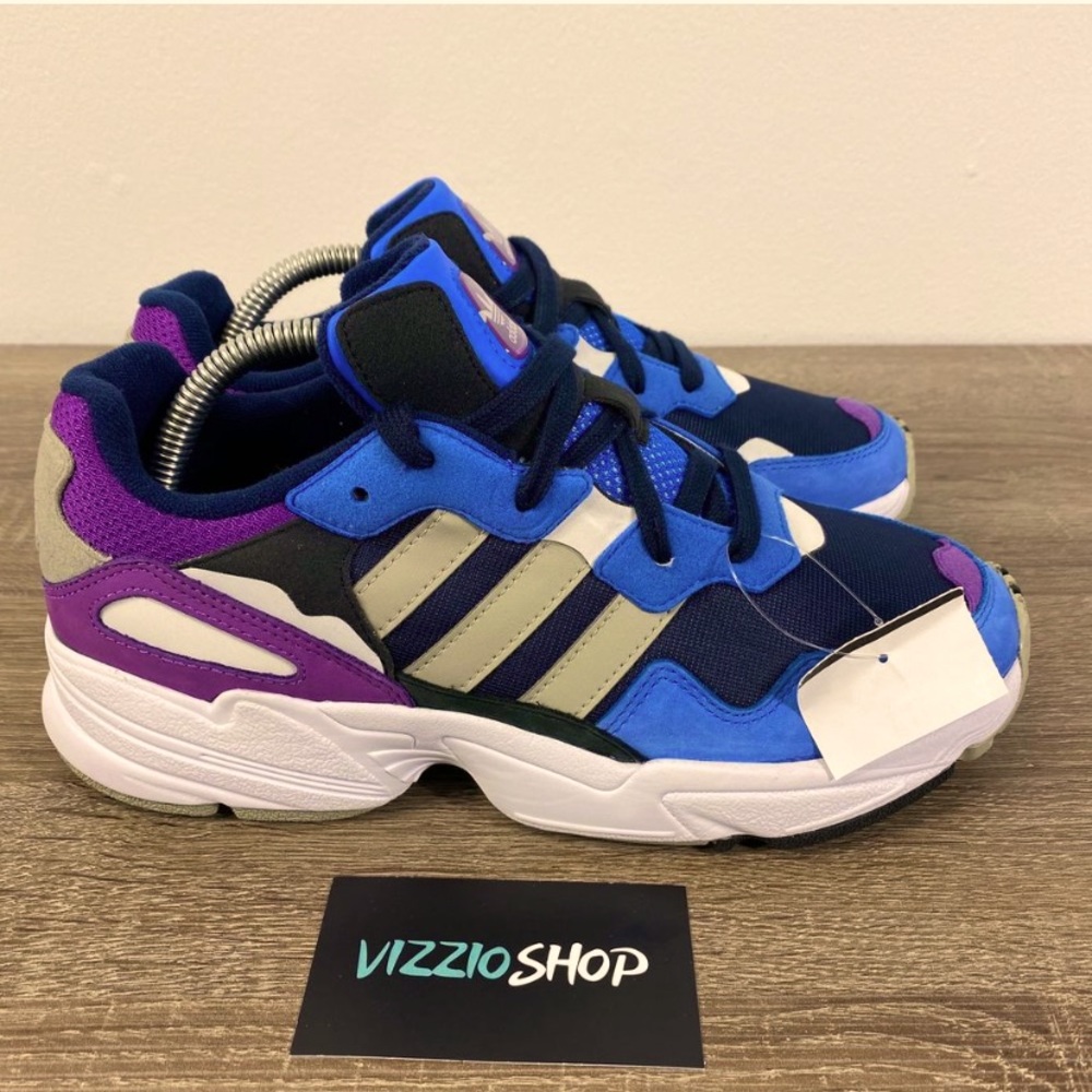 NEW Adidas - YUNG-96 - Women's 8 - DB2606